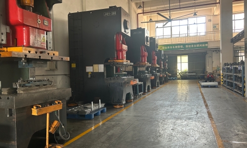 Qu'est-ce que la fabrication de tôles et comment ça marche ?